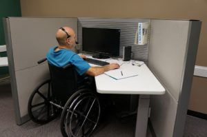 Организация специальных рабочих мест для инвалидов
