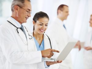 Медицинское обслуживание работников: выбираем корпоративный вариант